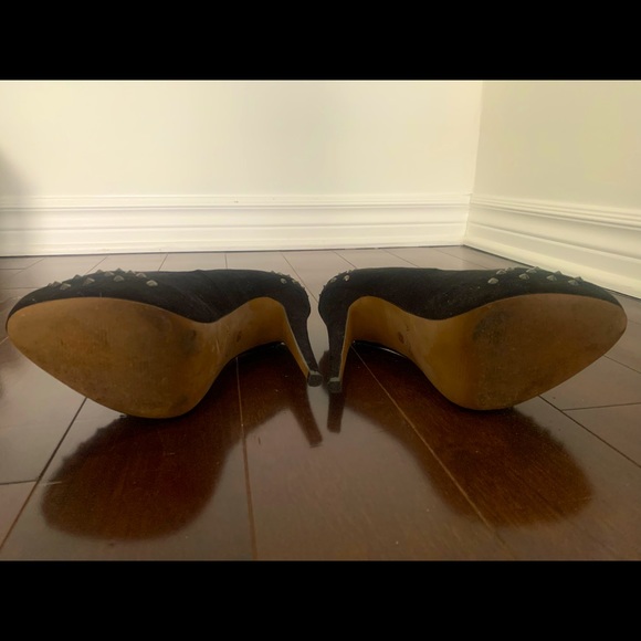 Black Aldo pumps with studs - Picture 3 of 3